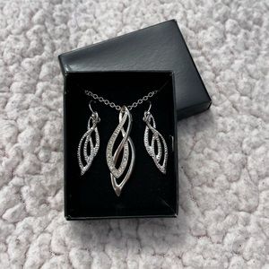 Necklace & Earring Set